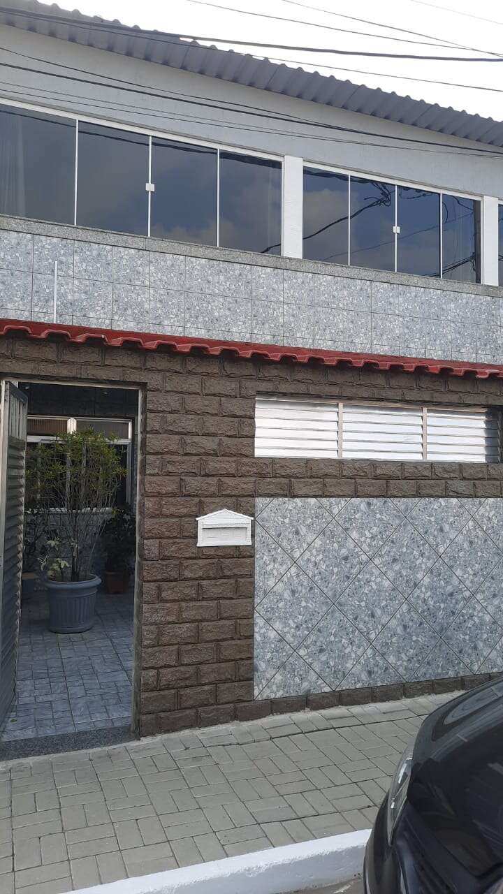 Excelente casa de 4 quartos, São João de Meriti, RJ - Sueli Carvalho Imóveis