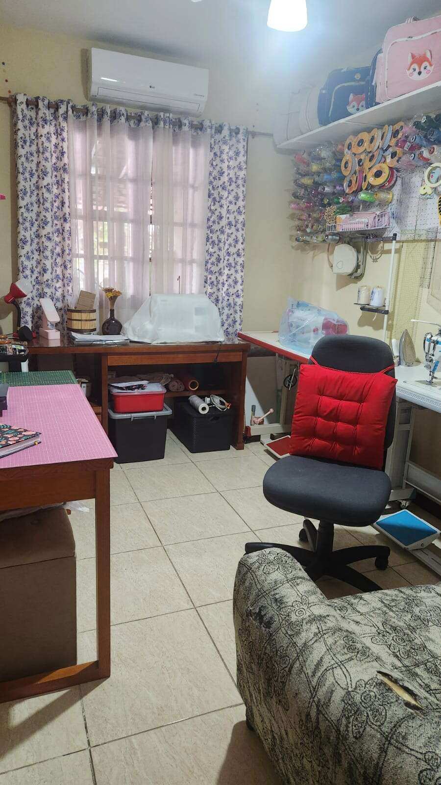 Casa à venda Condomínio Beija Flor 5, Cosmorama em Mesquita, com 3 quartos, 90m² - Sueli Carvalho Imóveis