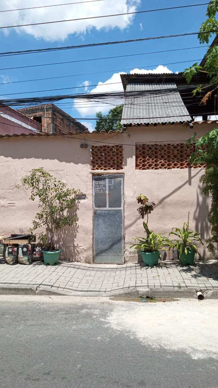 Vendo casa independente 1 quarto Grande Rio São João de Meriti - Sueli Carvalho Imóveis